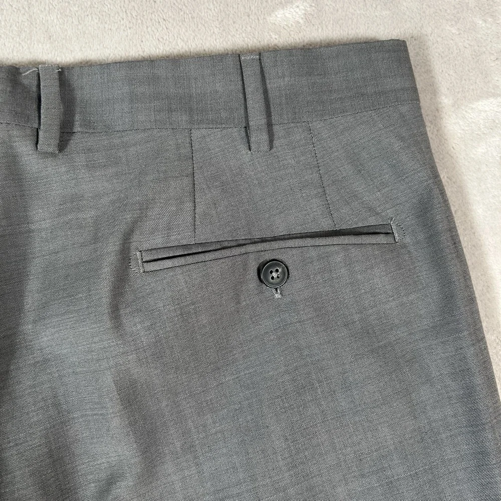 The Men's Store Bloomingdale's Pants Mens 38x30 Gray 100% Wool Made In Italy EUC